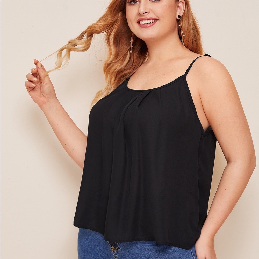 Tops - Picture 2 of 3